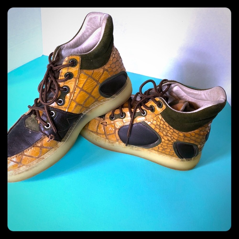 Vintage Alexander McQueen Pumas
